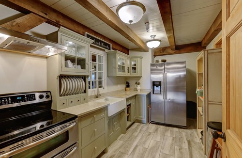 Fairfax House | Unforgettably Vermont Timber Frame Lodge