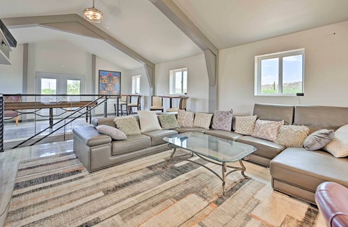 Cornville Cottage | Unique Cornville Retreat w/ Game Room & Deck!