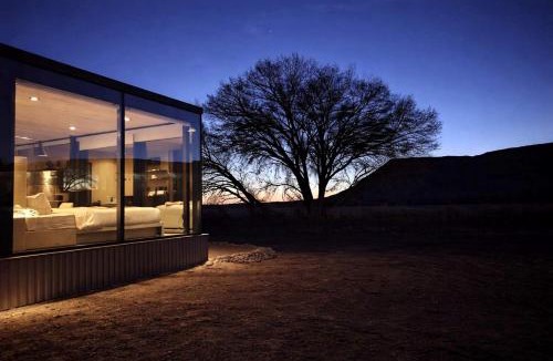 Torrey House | Unique Mirror Studio Retreat with Panoramic Views near Capitol Reef, Torrey Utah