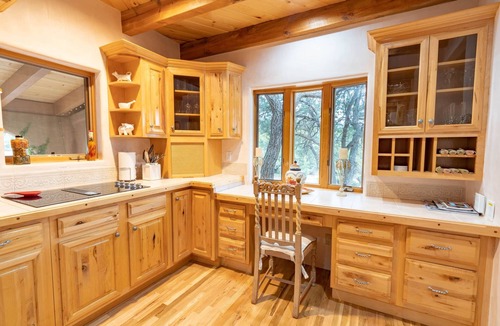 Santa Fe Villa | Unique Spacious 5BR/4BA retreat on 5 acres in scenic foothills of Tesuque