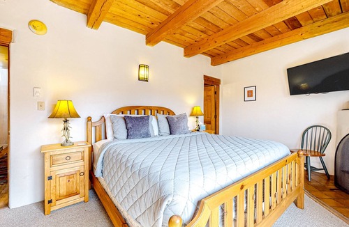 Arroyo Seco Condo | Unique two-story mountain view getaway with a patio, fireplaces, balcony