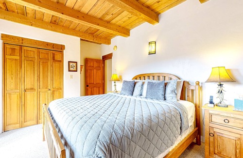 Arroyo Seco Condo | Unique two-story mountain view getaway with a patio, fireplaces, balcony