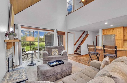 Overlook Park Condo | Updated, great location, by Sharc and Village mall