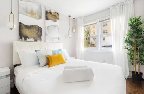 White Plains House | Upscale 3BR NY Home with Free Parking