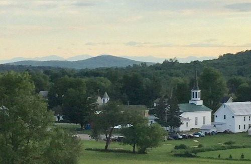 Underhill House | Upscale Loft Queen BR's in home with stunning Green Mountain & Adirondack views