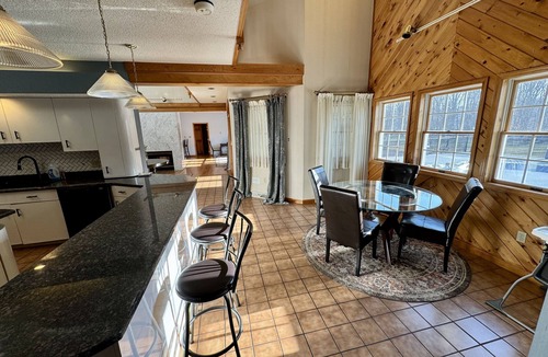 Amsterdam House | Upstate Winter Mansion- Hot Tub, Theatre, Game Room & MORE! Come Ski Upstate!