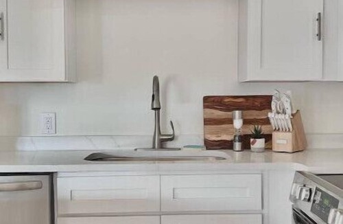 Canaan Valley Apartment | Uptown - Heart of Davis