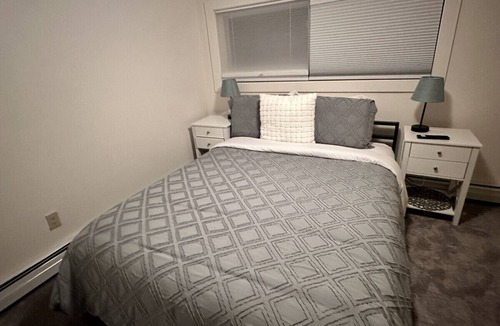 Waterbury Apartment | Centrally Located Waterbury Apartment