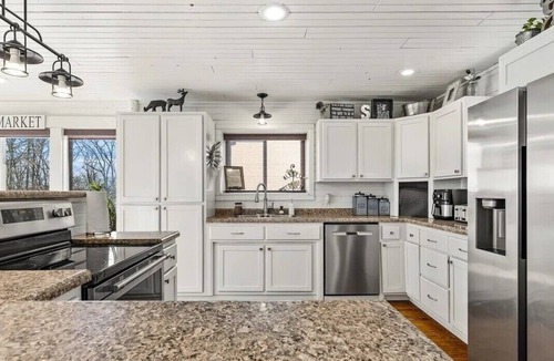 Reserve House | UTV Trail Access Log Retreat 42 Acres Sleeps 10 Dog Friendly RV Hookup