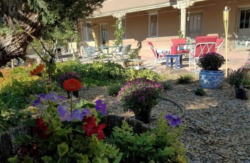 Nambe House | Vacation Casita Manzana - next to Vineyard in Nambe, Santa Fe County, NM