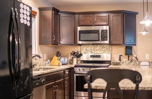 Wilmington House | Vacation Home for All Seasons! Weekly Discount!