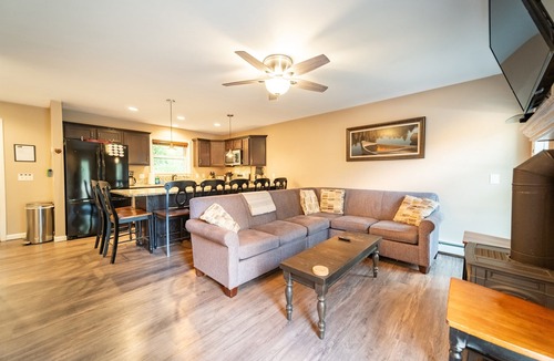 Wilmington House | Vacation Home for All Seasons! Weekly Discount!
