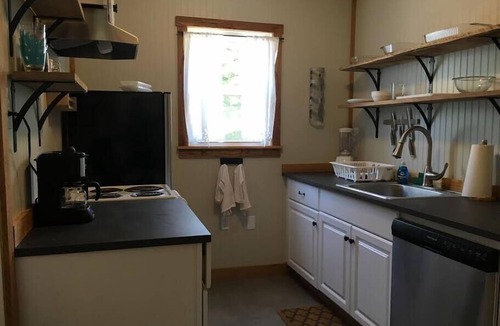 Bolivar Apartment | Vacation Rental: Ridge View Flat