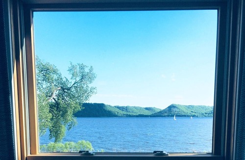 Pepin House | Villa Del Lago - Lakehouse on Lake Pepin