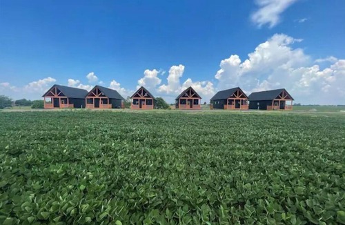 Harrodsburg Villa | Villa On the Bourbon Trail with HOT TUB-3