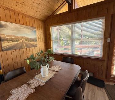Placitas House | Vista Estrella -Cozy Mountain Cabin w Starry Views