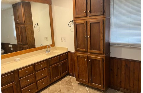 New Market House | Vivian’s Cozy Retreat : 4-bdrm w/WiFi & Game Room , AC in marvelous New Market