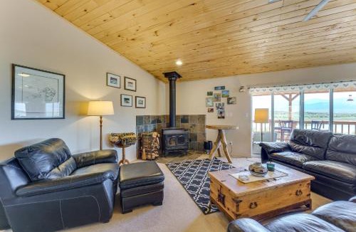 San Luis House | Walk to Lake Scenic Southern Colorado Escape!
