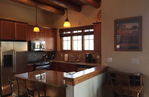 Northeast Santa Fe Condo | WALK TO THE PLAZA House - 2 Bedrooms and 2 Baths Sleeps 4