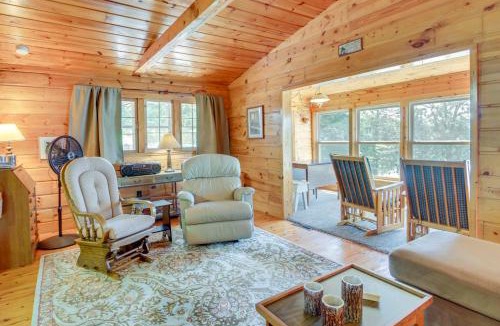 Pequot Lakes House | Waterfront Pequot Lakes Cabin Fire Pit and Views!
