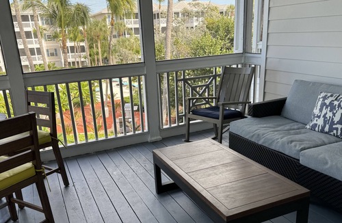 Key West Resort | Waterfront Resort, Private Beach, Boat Docks, Sleeps 6, Pool, Hot Tub, Hyatt