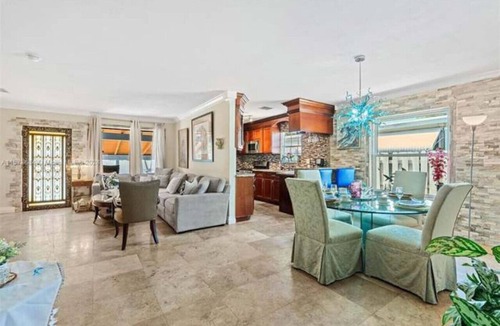 Hallandale Beach Villa | Waterfront Villa | Pool Oasis + Near Beaches & Casino