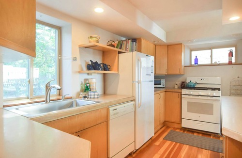 Wellfleet House | Waterfront w/views on Blackfish Creek!
