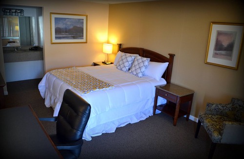 Honesdale House | Wayne Inn