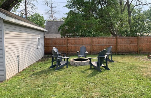 Lake City House | WEEKLY & MONTHLY DISCOUNTS! - Lake City Cottage - one block to the beach!