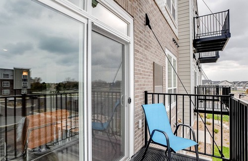 Brooklyn Park Apartment | Welcome to the Blu! One bedroom Apartment