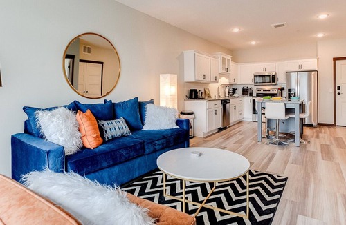 Brooklyn Park Apartment | Welcome to the Blu! One bedroom Apartment