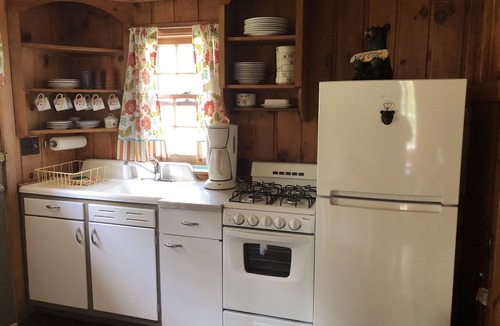 St Germain Cabin | Where eagles soar, the sun sets low and the deer are friendly.