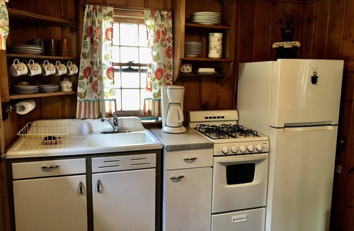St Germain Cabin | Where eagles soar, the sun sets low and the deer are friendly.