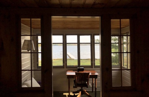 St Germain Cabin | Where eagles soar, the sun sets low and the deer are friendly.