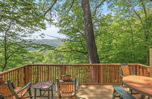 Johnson Cabin | Whimsical Vermont Cabin w/Hot Tub & Mountain Views