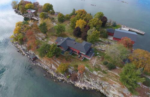 Clayton Resort | Whiskey River Cottages formerly Seaway Slips