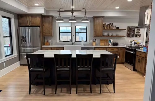 Eau Claire House | Wildflower Farmhouse