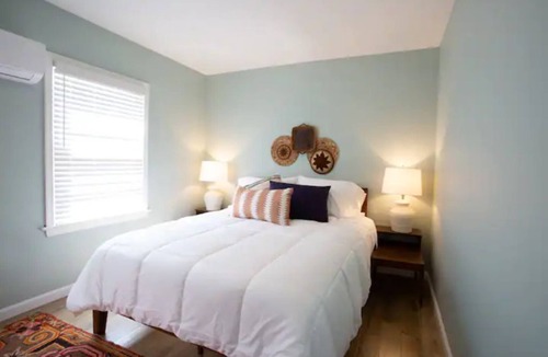 Capon Bridge Cabin | Willow Suite ~ 1 of 5 Unique Stays at Basswood ~ Ground Floor, Ramp Access