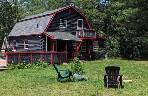 Lake Placid Cabin | Winter Rental! 4-bedroom home in Lake Placid! Pet Friendly!