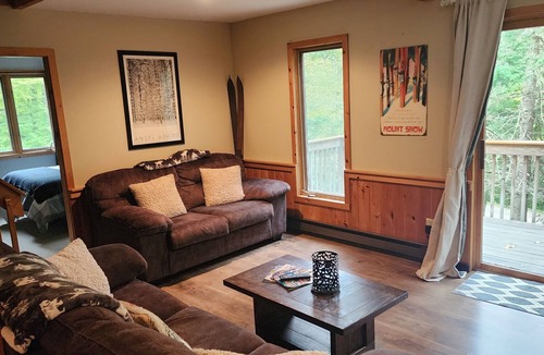 Wilmington House | Winter season rental now available in Chimney Hill! December 1st-April 1st