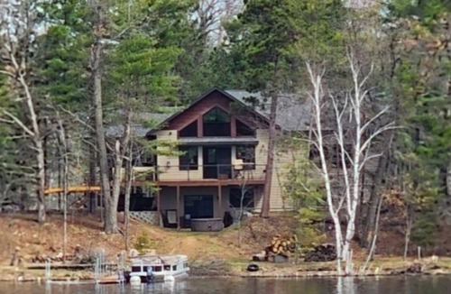 Markville House | Wisconsin Lakehome in the Pine Trees with sand beach