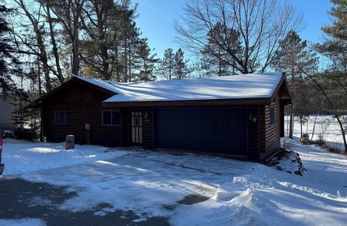 Merrill House | Wisconsin River Getaway. Large yard and shoreline. Pet friendly.