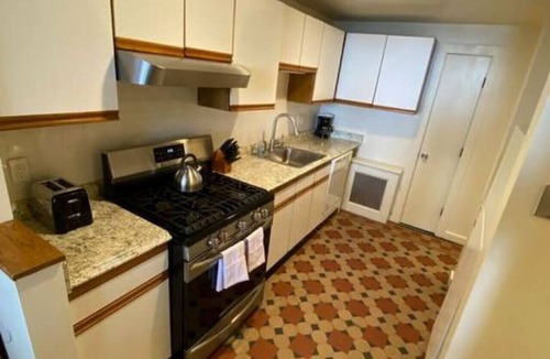 Fenway–Kenmore Apartment | Wonderful Fenway 3br/2ba | Steps from Fenway Park!