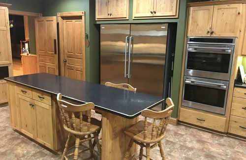 Markville House | Woodland Trails Lodge on 130 acres with ponds and miles of private trails