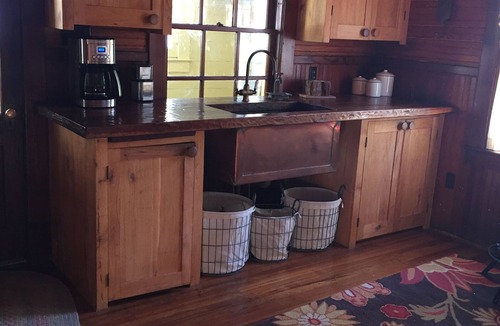 Long Lake Cabin | Year Round 'Winter Lodge'.a 6 Bedroom Historic Adirondack Retreat