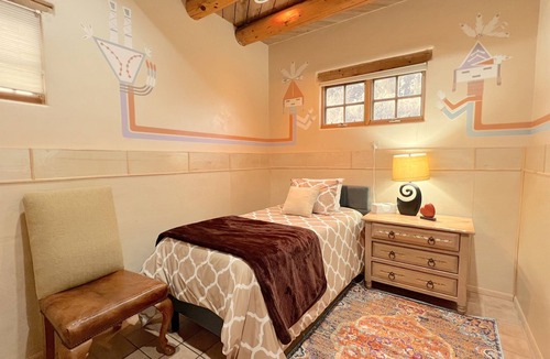 Lamy House | Your Family or Group Serenity Retreat Near Santa Fe include Private Sauna