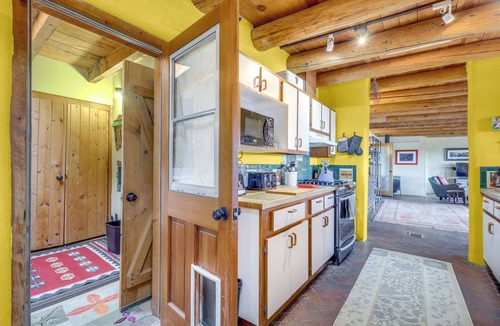 Eldorado at Santa Fe House | 'Zuri House' Eclectic Santa Fe Rental w/Hot Tub