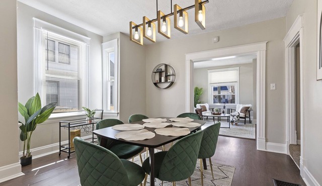 2BR Cozy Home with Dedicated Office