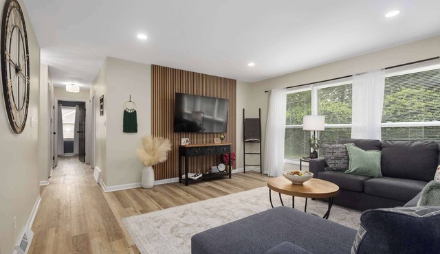 4BR | King Beds + Ping Pong + Darts