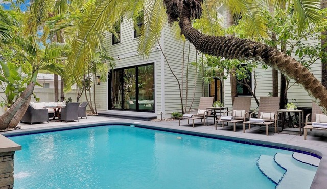 *73 PALMS @ MIDTOWN* Renovated Home & Pool + LAST KEY SERVICES…
